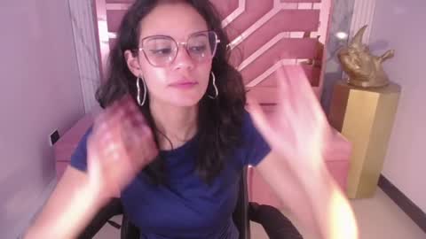 Snapshot of tyna_ch chatting on 12-26-24, 07:38 TYNA online show from 12-26-24, 07:38