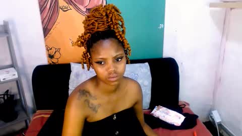 Snapshot of tyrabangz chatting on 01-09-26, 07:04 Tyra online show from 01-09-26, 07:04