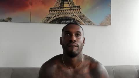 Snapshot of tyron_rulers chatting on 10-13-25, 01:11 Dvid Rullers online show from 10-13-25, 01:11