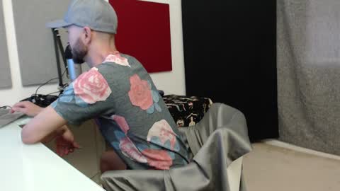 Tyrone Mattias online show from 02-15-25, 11:14