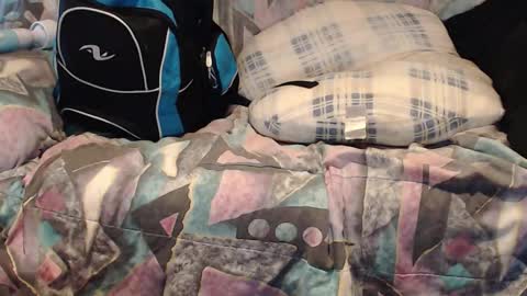 Snapshot of tyson2525 chatting on 01-18-26, 05:33 Helena and Tyson online show from 01-18-26, 05:33