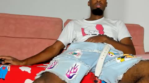 Snapshot of tyson__karter chatting on 02-17-25, 01:25 david online show from 02-17-25, 01:25