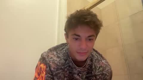 tyy0ung online show from 05-17-26, 10:50
