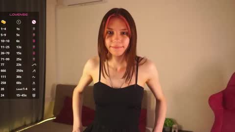 Lili online show from 05-13-26, 07:11