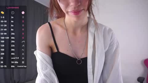 Lili online show from 05-24-26, 05:29