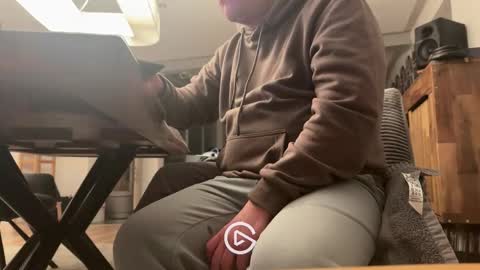 Snapshot of ueberdruck01 chatting on 03-16-26, 08:24 ueberdruck01 online show from 03-16-26, 08:24