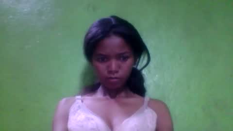 ueschancheuse online show from 04-17-26, 03:48