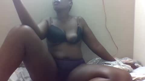 ugandan_quin online show from 01-12-25, 04:40