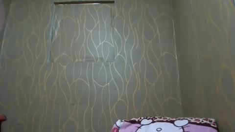 Snapshot of uglypinay69 chatting on 01-22-25, 06:42 neth online show from 01-22-25, 06:42