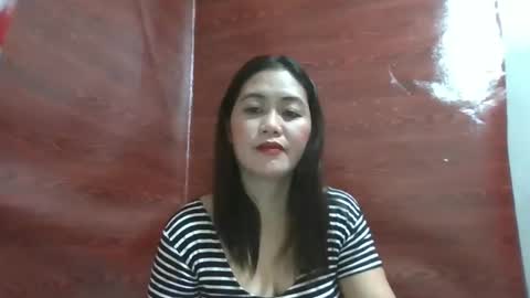Snapshot of uglypinay69 chatting on 03-05-25, 01:28 neth online show from 03-05-25, 01:28