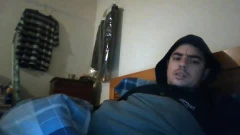 Snapshot of uglyyounlad chatting on 02-12-25, 01:41 uglyyounlad online show from 02-12-25, 01:41