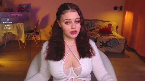 Snapshot of uhhh_my chatting on 11-11-25, 07:19 Alice online show from 11-11-25, 07:19