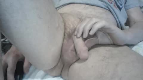 Snapshot of uk_exhibitionist70 chatting on 01-17-26, 05:16 Hairy UK guy online show from 01-17-26, 05:16