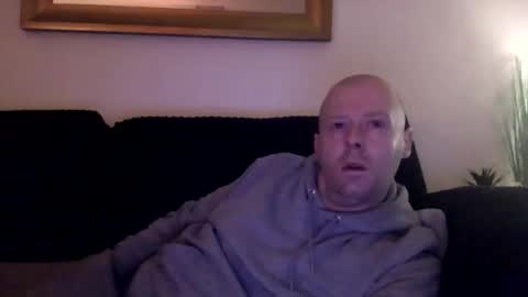 ukmatty3 online show from 02-19-25, 01:51