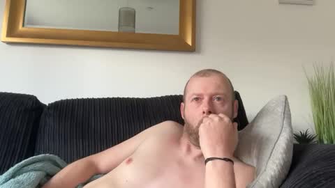 ukmatty3 online show from 05-10-26, 11:48