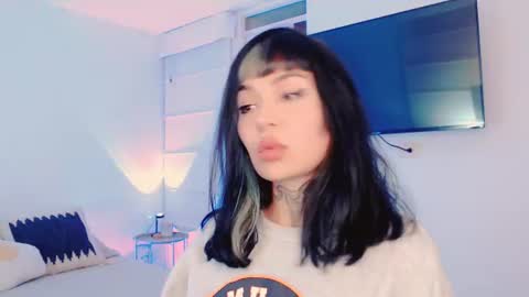 Snapshot of ulala_martina chatting on 07-24-26, 02:20 Martina online show from 07-24-26, 02:20