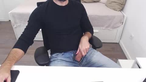 Snapshot of ulep chatting on 11-10-25, 09:25 Ulep online show from 11-10-25, 09:25