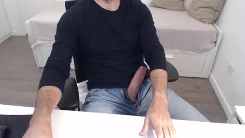 Snapshot of ulep chatting on 11-25-25, 10:48 Ulep online show from 11-25-25, 10:48