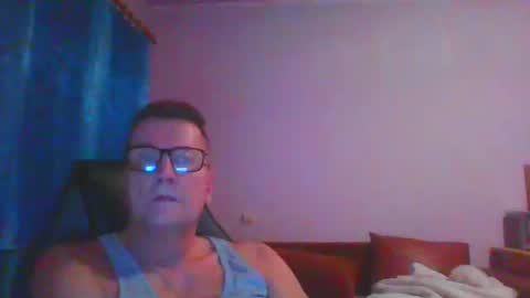 Snapshot of ulmeni4 chatting on 01-16-25, 05:01 ulmeni4 online show from 01-16-25, 05:01