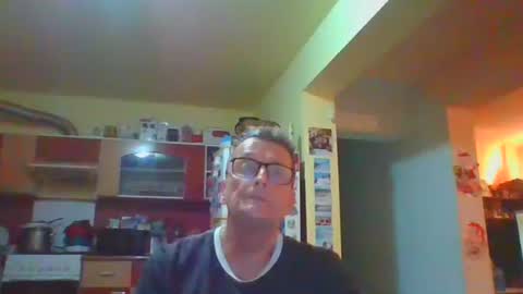 Snapshot of ulmeni7 chatting on 05-25-26, 11:55 ulmeni7 online show from 05-25-26, 11:55