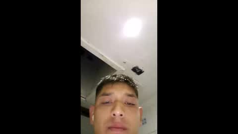 ulosdeabajo04 online show from 05-31-26, 03:58