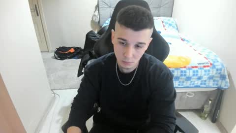 Snapshot of ulxer chatting on 12-26-24, 09:04 hi im mike tyson -  online show from 12-26-24, 09:04