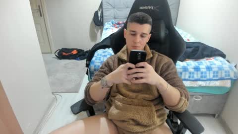 Snapshot of ulxer chatting on 12-28-24, 10:55 hi im mike tyson -  online show from 12-28-24, 10:55