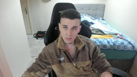 Snapshot of ulxer chatting on 12-29-24, 11:18 hi im mike tyson -  online show from 12-29-24, 11:18