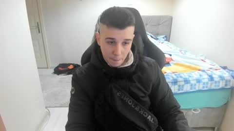 Snapshot of ulxer chatting on 01-02-25, 08:46 hi im mike tyson -  online show from 01-02-25, 08:46