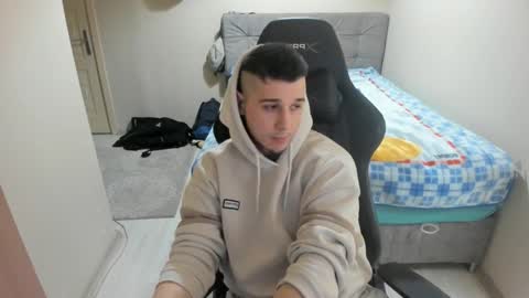 Snapshot of ulxer chatting on 01-11-25, 09:25 hi im mike tyson -  online show from 01-11-25, 09:25