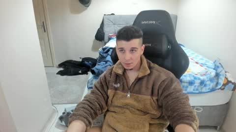 Snapshot of ulxer chatting on 01-22-25, 09:54 hi im mike tyson -  online show from 01-22-25, 09:54