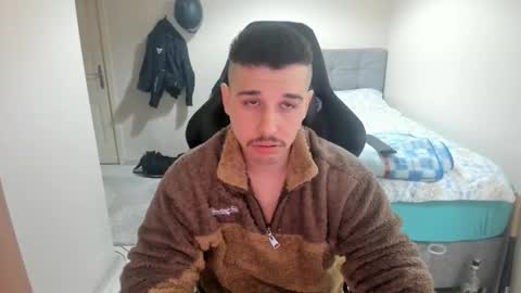 Snapshot of ulxer chatting on 02-21-25, 11:10 hi im mike tyson -  online show from 02-21-25, 11:10