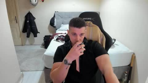 Snapshot of ulxer chatting on 09-13-25, 05:46 hi im mike tyson -  online show from 09-13-25, 05:46