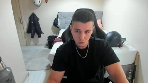 Snapshot of ulxer chatting on 09-14-25, 06:18 hi im mike tyson -  online show from 09-14-25, 06:18