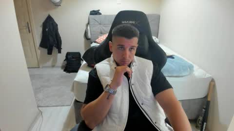 Snapshot of ulxer chatting on 09-26-25, 07:40 hi im mike tyson -  online show from 09-26-25, 07:40