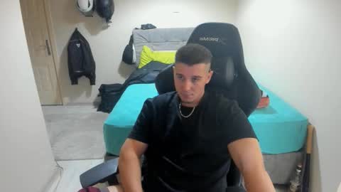 Snapshot of ulxer chatting on 10-04-25, 07:56 hi im mike tyson -  online show from 10-04-25, 07:56