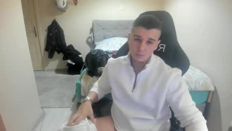 Snapshot of ulxer chatting on 12-19-25, 07:54 hi im mike tyson - online show from 12-19-25, 07:54