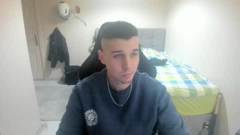 Snapshot of ulxer chatting on 01-15-26, 05:05 hi im mike tyson - online show from 01-15-26, 05:05