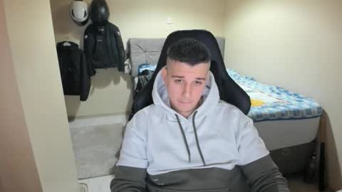 Snapshot of ulxer chatting on 02-26-26, 08:19 hi im mike tyson - online show from 02-26-26, 08:19