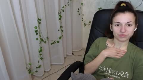 Ulyana online show from 02-06-26, 05:23