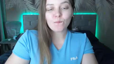 Snapshot of ulystar chatting on 01-05-25, 09:48 Ulyana online show from 01-05-25, 09:48