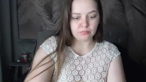 Snapshot of ulystar chatting on 01-09-25, 06:27 Ulyana online show from 01-09-25, 06:27