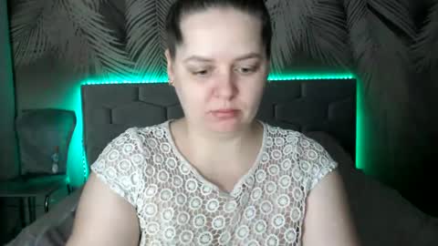 Snapshot of ulystar chatting on 02-05-25, 07:07 Ulyana online show from 02-05-25, 07:07