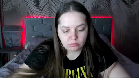 Snapshot of ulystar chatting on 02-11-25, 10:15 Ulyana online show from 02-11-25, 10:15