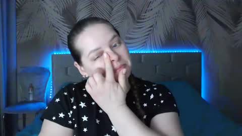 Snapshot of ulystar chatting on 02-19-25, 04:44 Ulyana online show from 02-19-25, 04:44