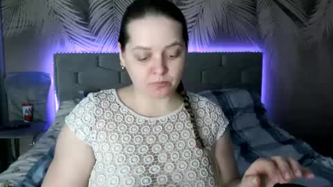 Snapshot of ulystar chatting on 02-27-25, 10:15 Ulyana online show from 02-27-25, 10:15