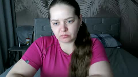 Snapshot of ulystar chatting on 03-07-25, 06:13 Ulyana online show from 03-07-25, 06:13