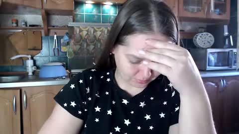 Snapshot of ulystar chatting on 09-27-25, 05:23 Ulyana online show from 09-27-25, 05:23