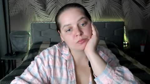 Snapshot of ulystar chatting on 10-01-25, 06:41 Ulyana online show from 10-01-25, 06:41