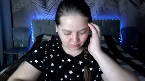 Snapshot of ulystar chatting on 10-27-25, 07:12 Ulyana online show from 10-27-25, 07:12